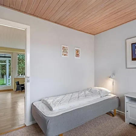 Holiday home Johanna - 400m From The Sea By Interhome