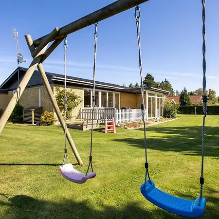 Johanna - 400m From The Sea By Interhome Dannemare