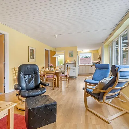 Dom wakacyjny Johanna - 400m From The Sea By Interhome Dannemare