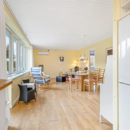 Dom wakacyjny Johanna - 400m From The Sea By Interhome Dannemare